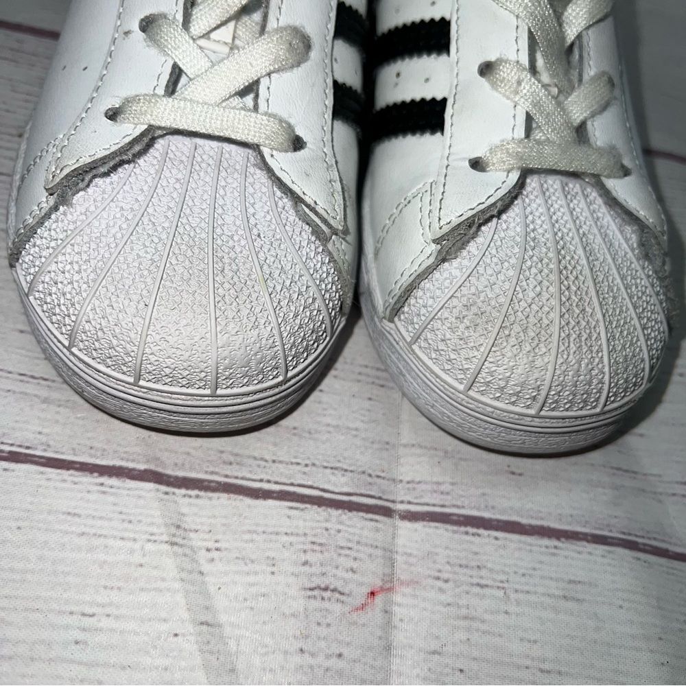 Adidas Kids Superstar Stan Smith White Sneakers With Black Stripe -size 10 Youth - Picture 4 of 13